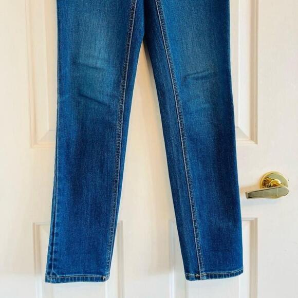 Frank and Oak Kim Slim Fit Jean 25W 28.5L - Picture 8 of 16